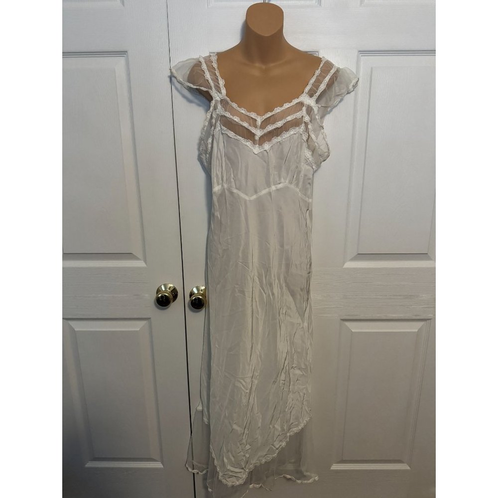 Vintage Triangle Trademark White Nightgown Lingerie Bridal S